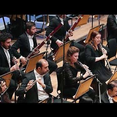 Felix Mendelssohn - Violin Concerto in E minor, Op. 64 / Jennifer Pike (violin) /  Sergey Smbatyan