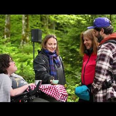 Shared Landscapes: Sieben Stücke zwischen Wald und Wiese | Trailer